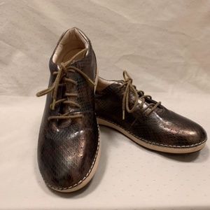 Alegria “Essence” shoe
